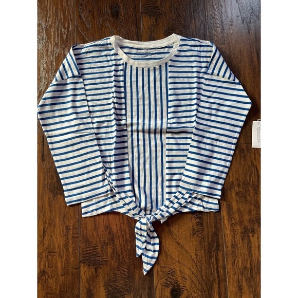 GAP Tops - Banana Republic Women's Relaxed Crop Long Sleeve